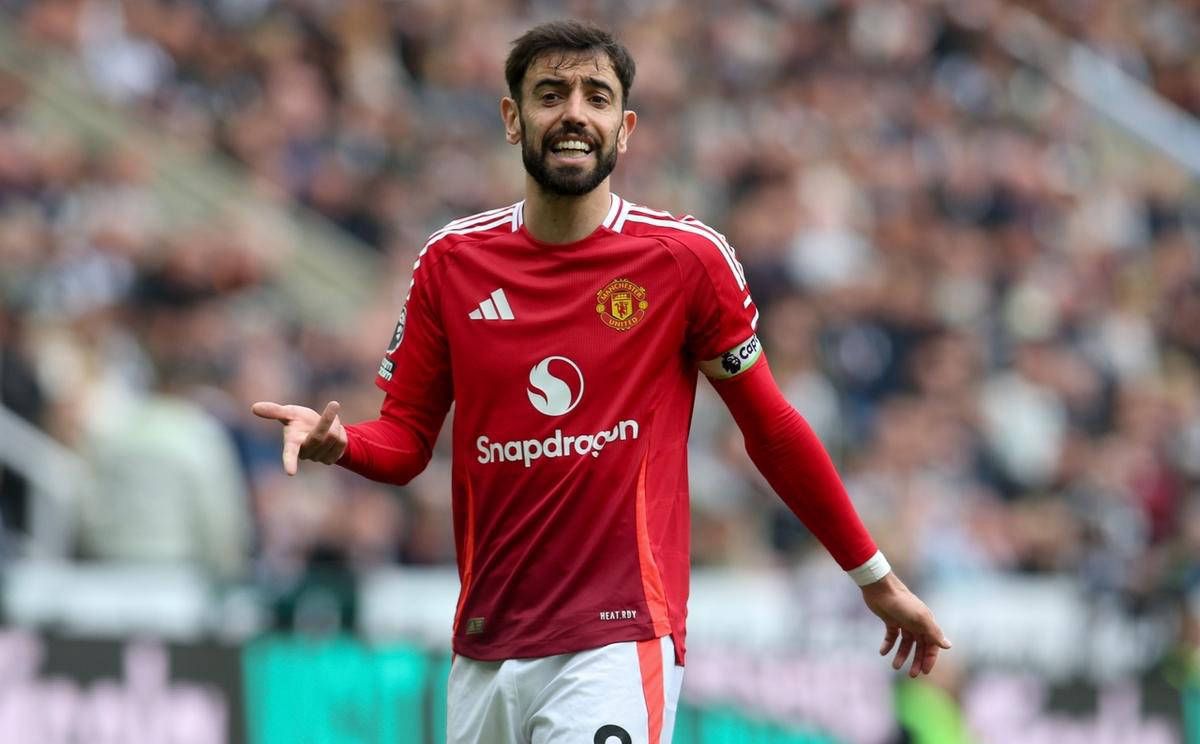 曼联陷入困境，需调整策略应对挑战