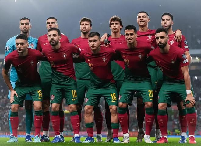 欧预赛硝烟弥漫，球队化解对手攻势的简单介绍