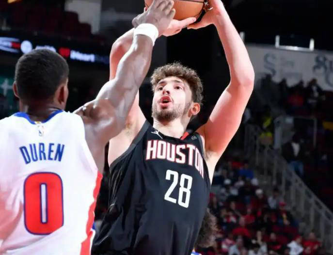 包含火箭队核心因伤缺席比赛，球队面临考验的词条