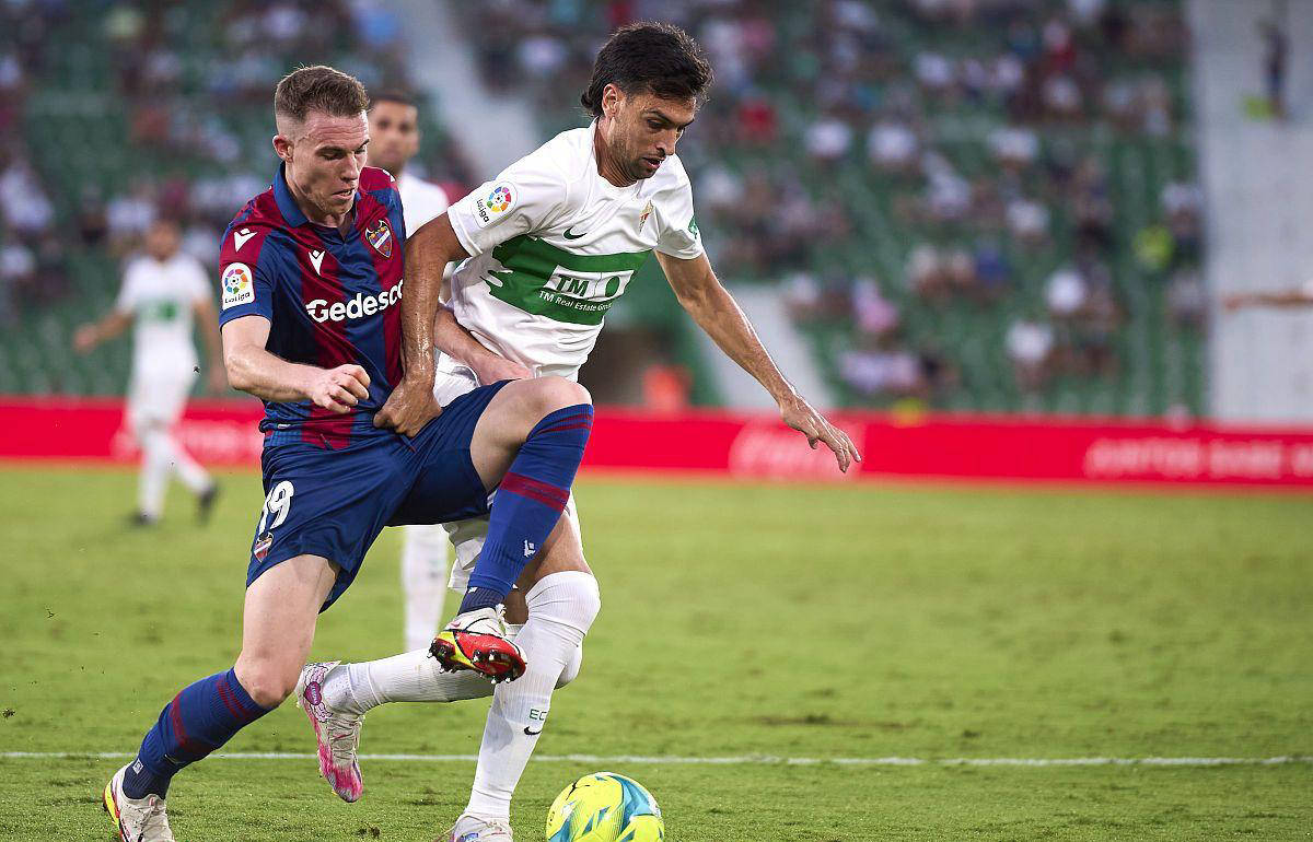 阿尔梅里亚客场狂胜，保级保障大增