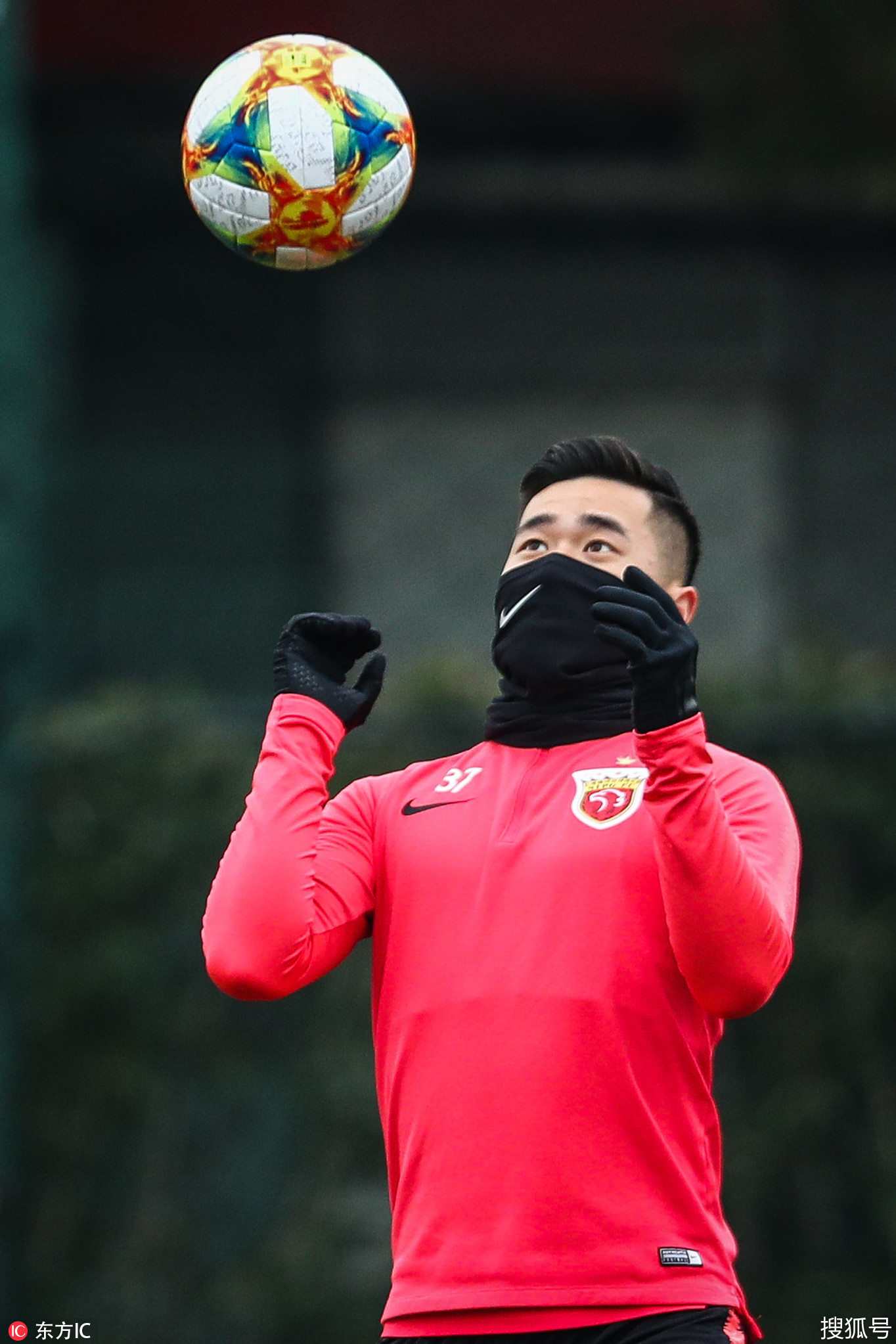 阿尔梅里亚全队备战，争取三分全取