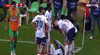 PG电子试玩官网-亚洲球员在最后一刻破门得分的简单介绍