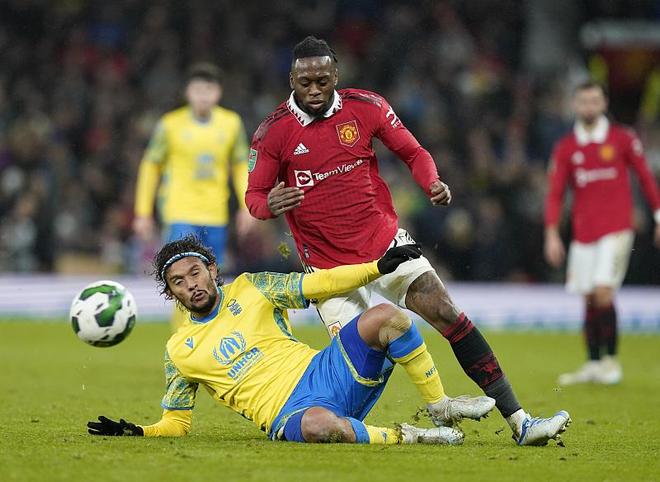 日本后卫里昂受伤，缺席队伍关键比赛的简单介绍