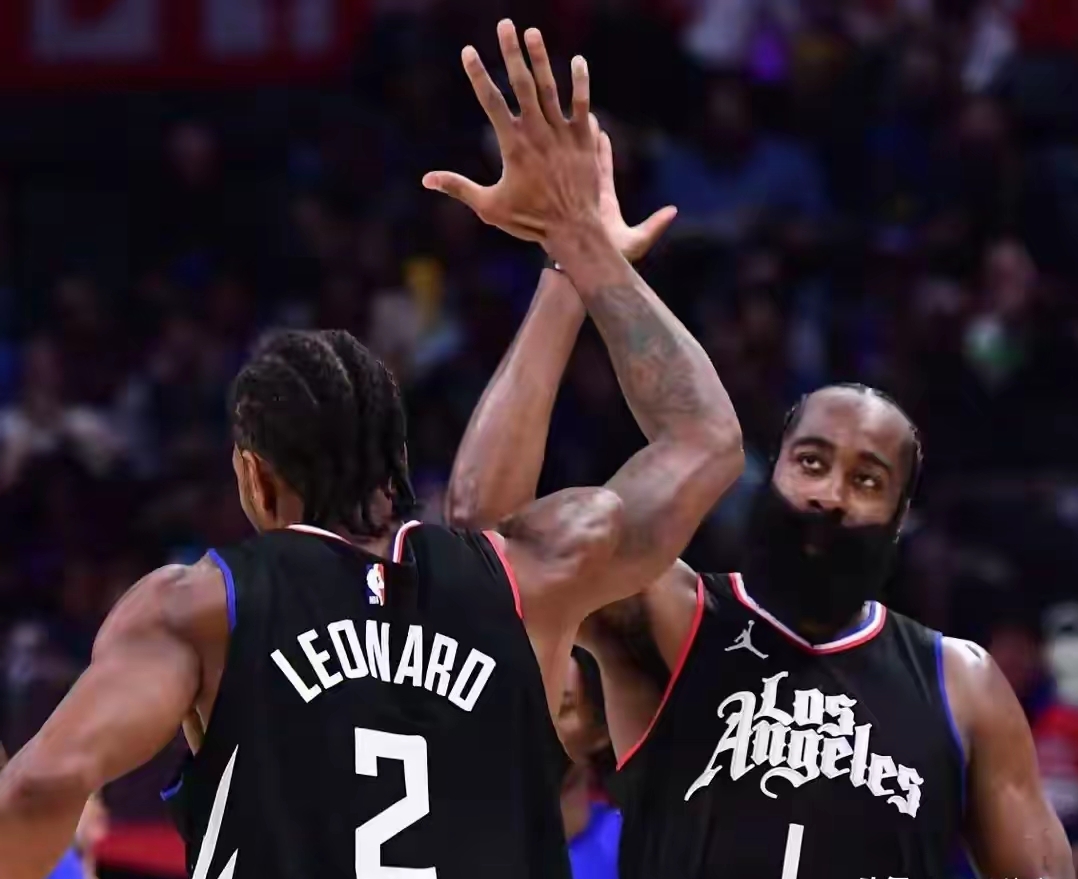 包含快船碾压对手，全队士气高涨的词条