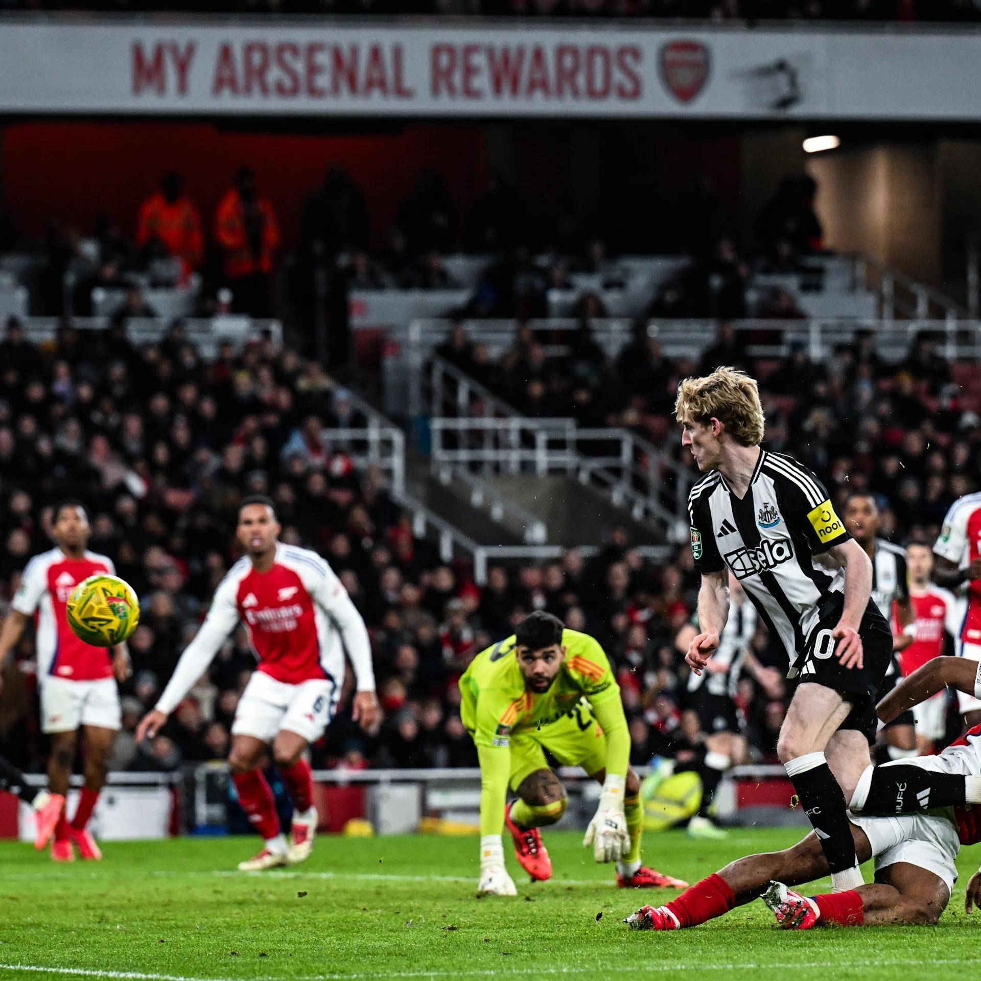 PG电子官方-阿森纳客场大捷，取得关键胜利