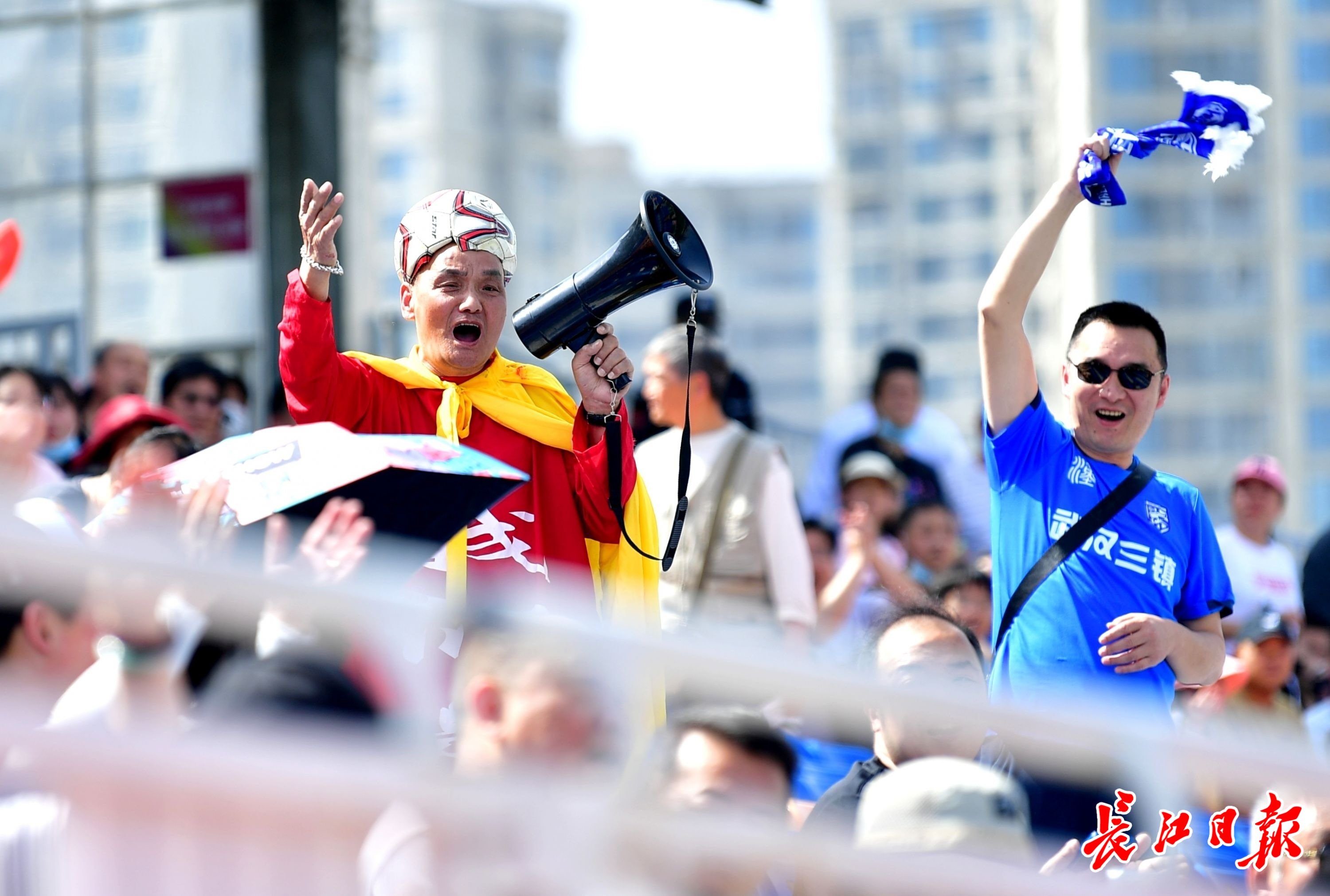 比利时女足士气高昂，豪取胜利