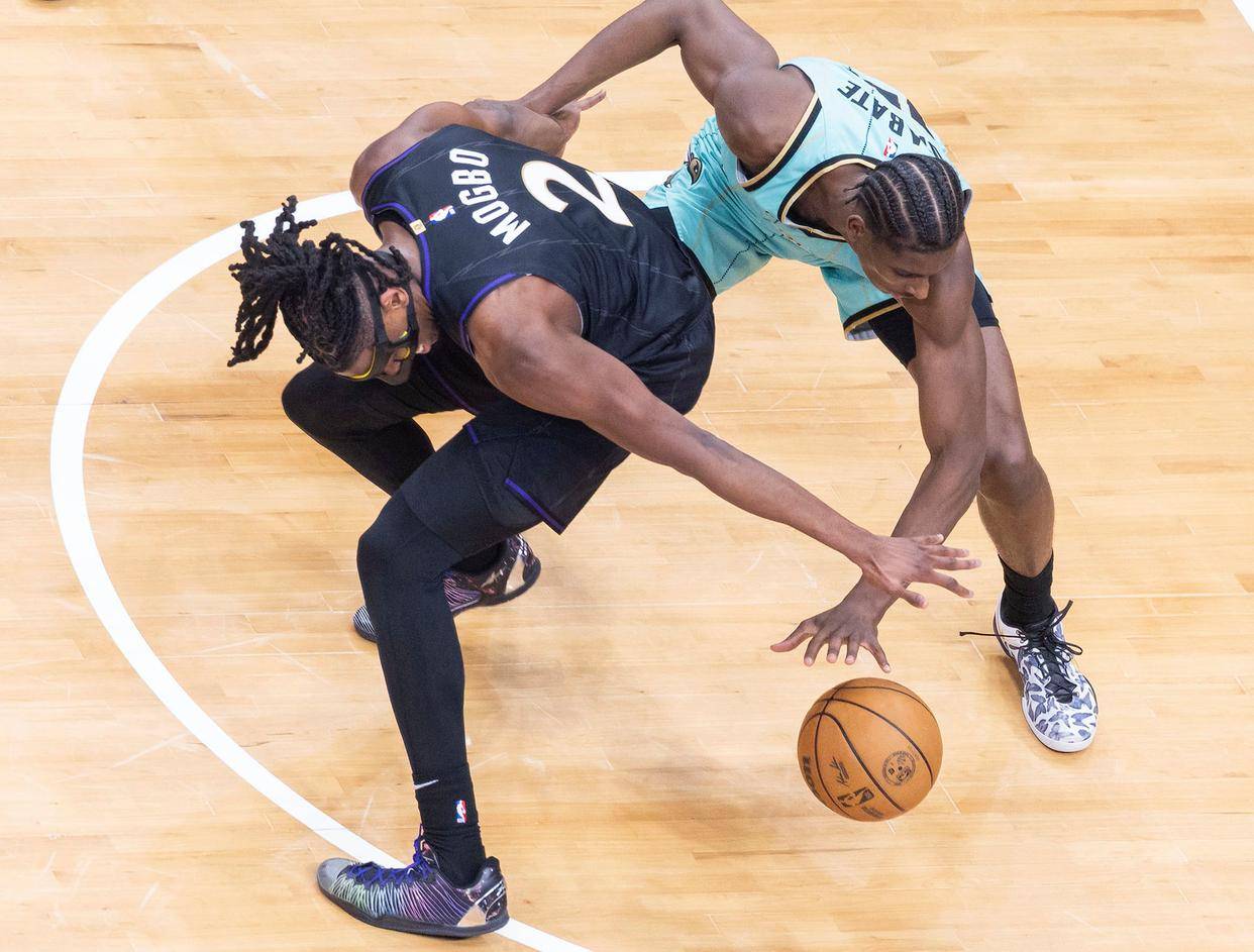 PG中国登录入口-猛龙逆袭成功，对决黄蜂赢得关键胜利