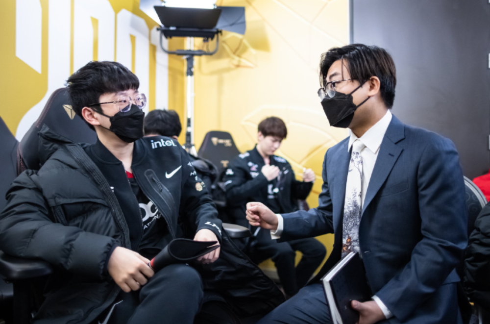 PG电子官网入口-T1横扫G2，ShowMaker开启传奇时刻宿敌对决入围赛，锁定晋级资格