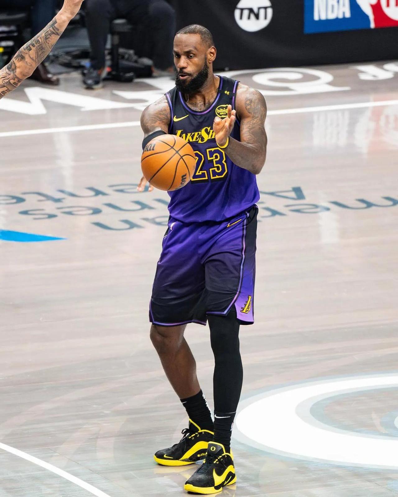 PG Soft Gaming-詹姆斯空砍40+10，率湖人横扫篮网