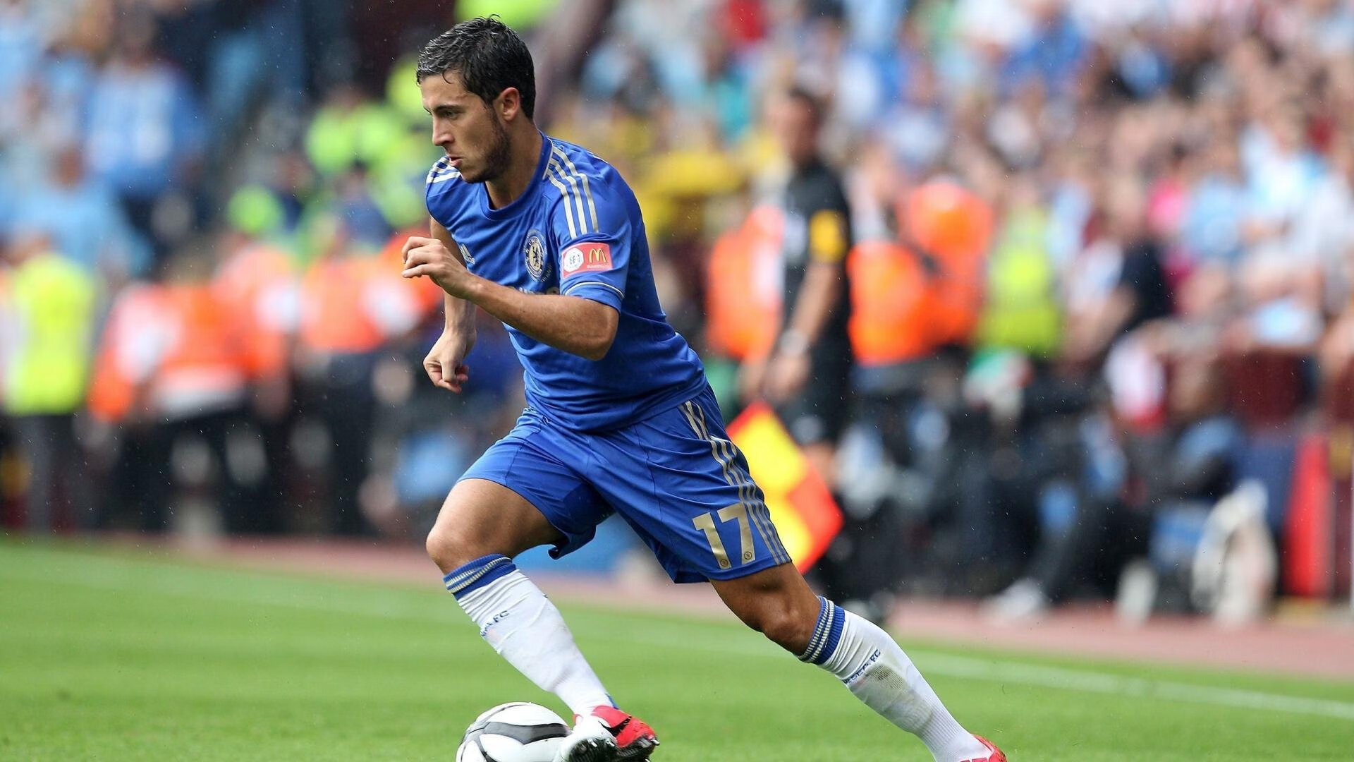 时钟的裂缝,若日尼奥如何在一场提前的决赛中改写了两个足球文明的命运